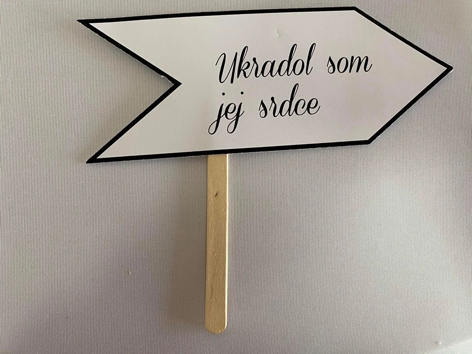 Papierová rekvizita- Ukradol som jej srdce